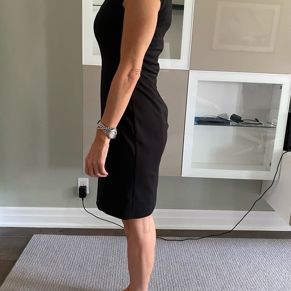 Little Black Dress size 8 (French Connection) - Picture 2 of 7